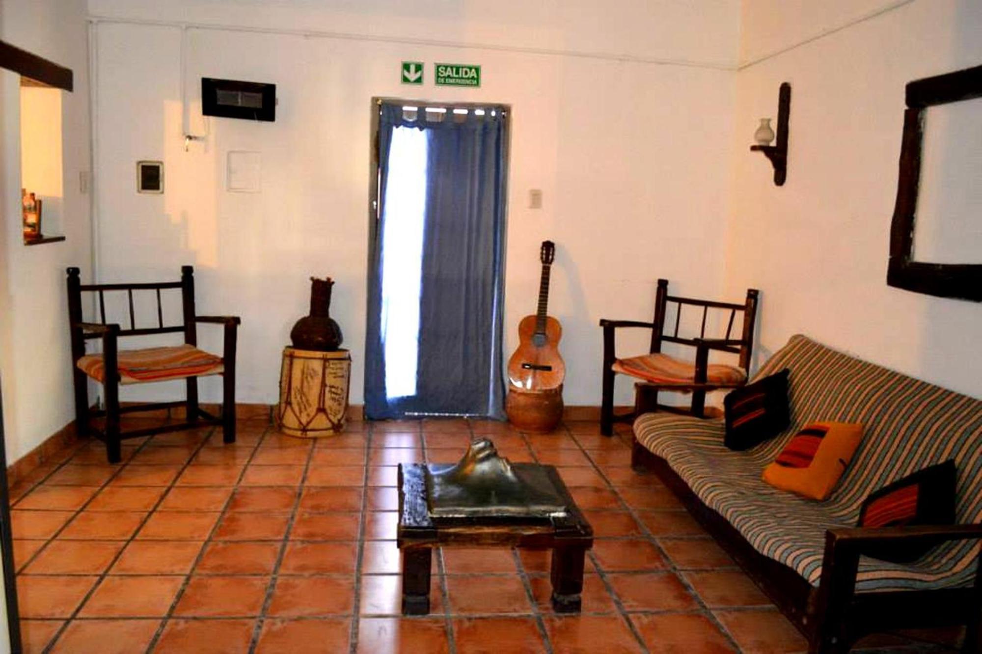 Hostal Nuevo Puesto *